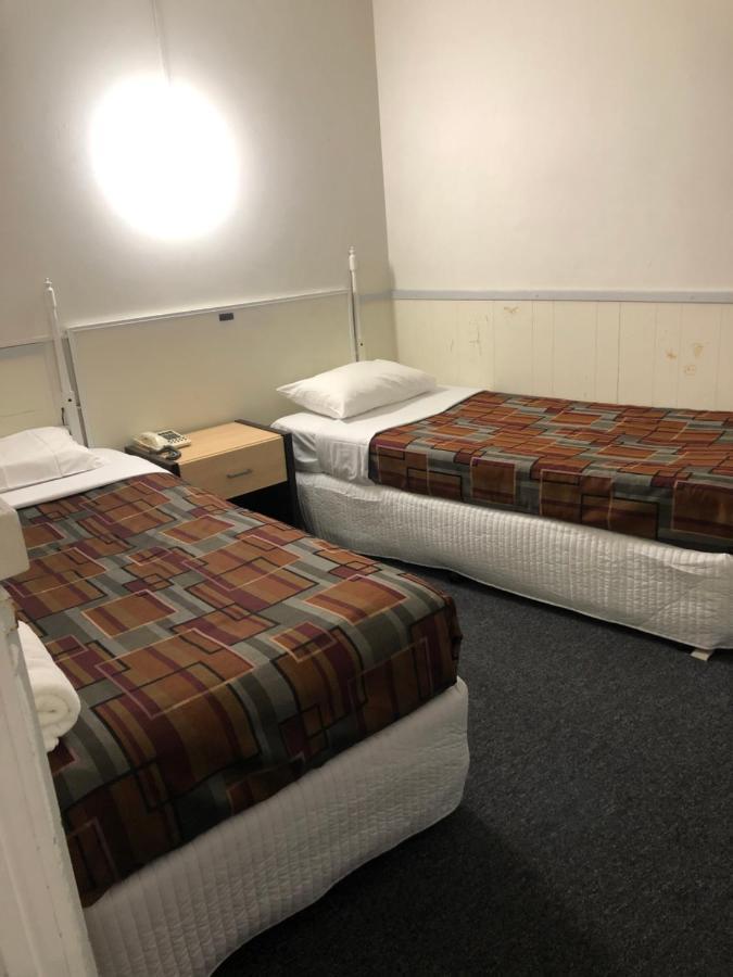 Parkside Inn Motel Мелбърн Екстериор снимка