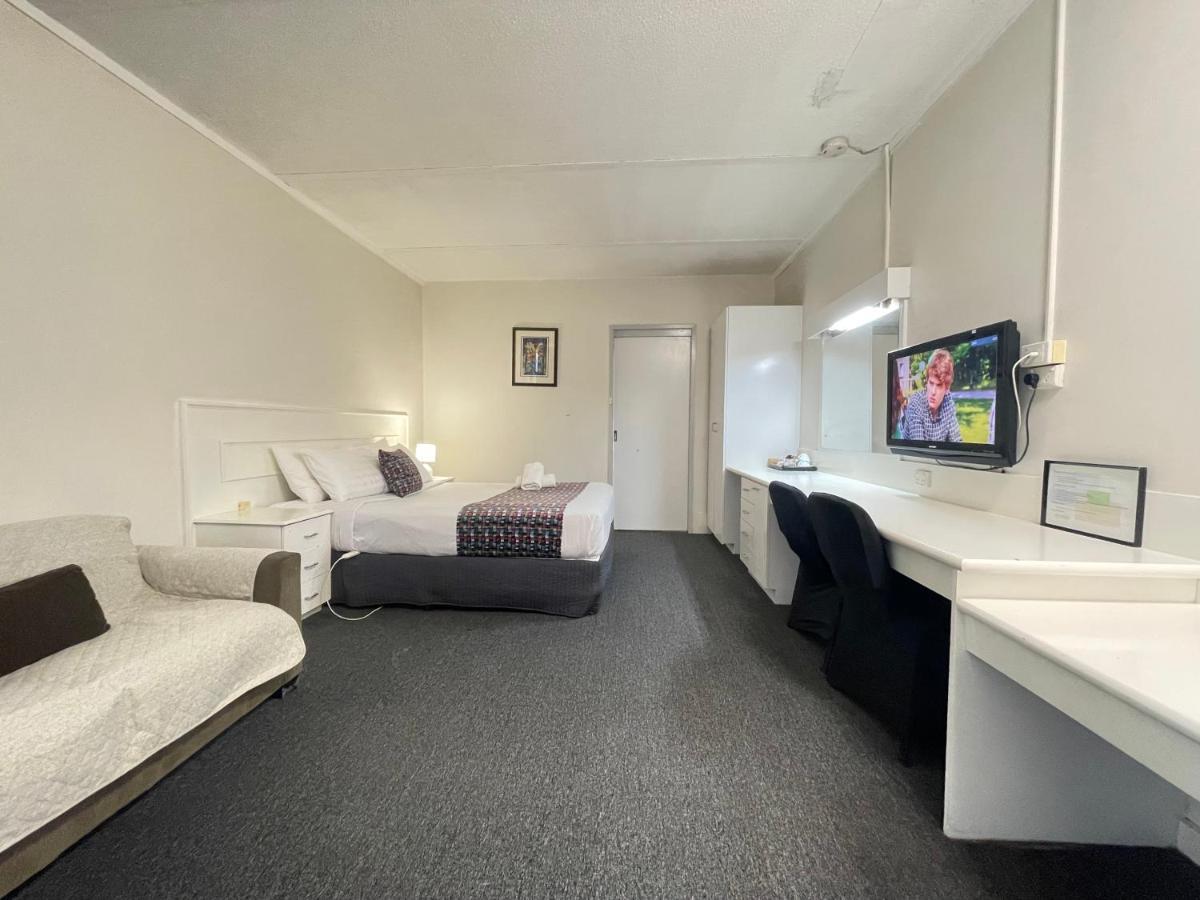 Parkside Inn Motel Мелбърн Екстериор снимка
